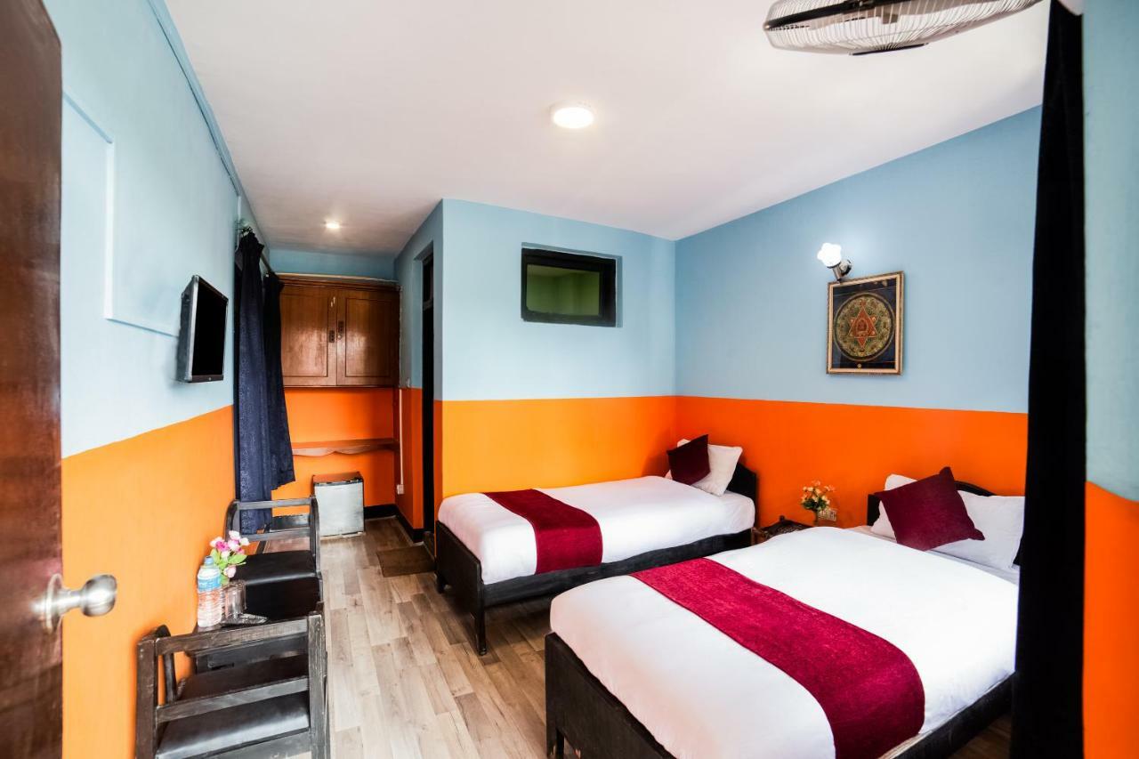 Hotel Kuti - Катманду Екстериор снимка