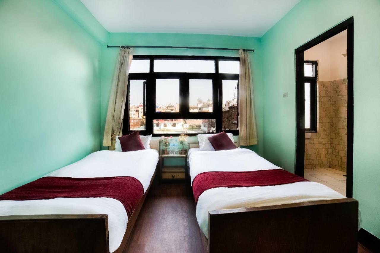 Hotel Kuti - Катманду Екстериор снимка