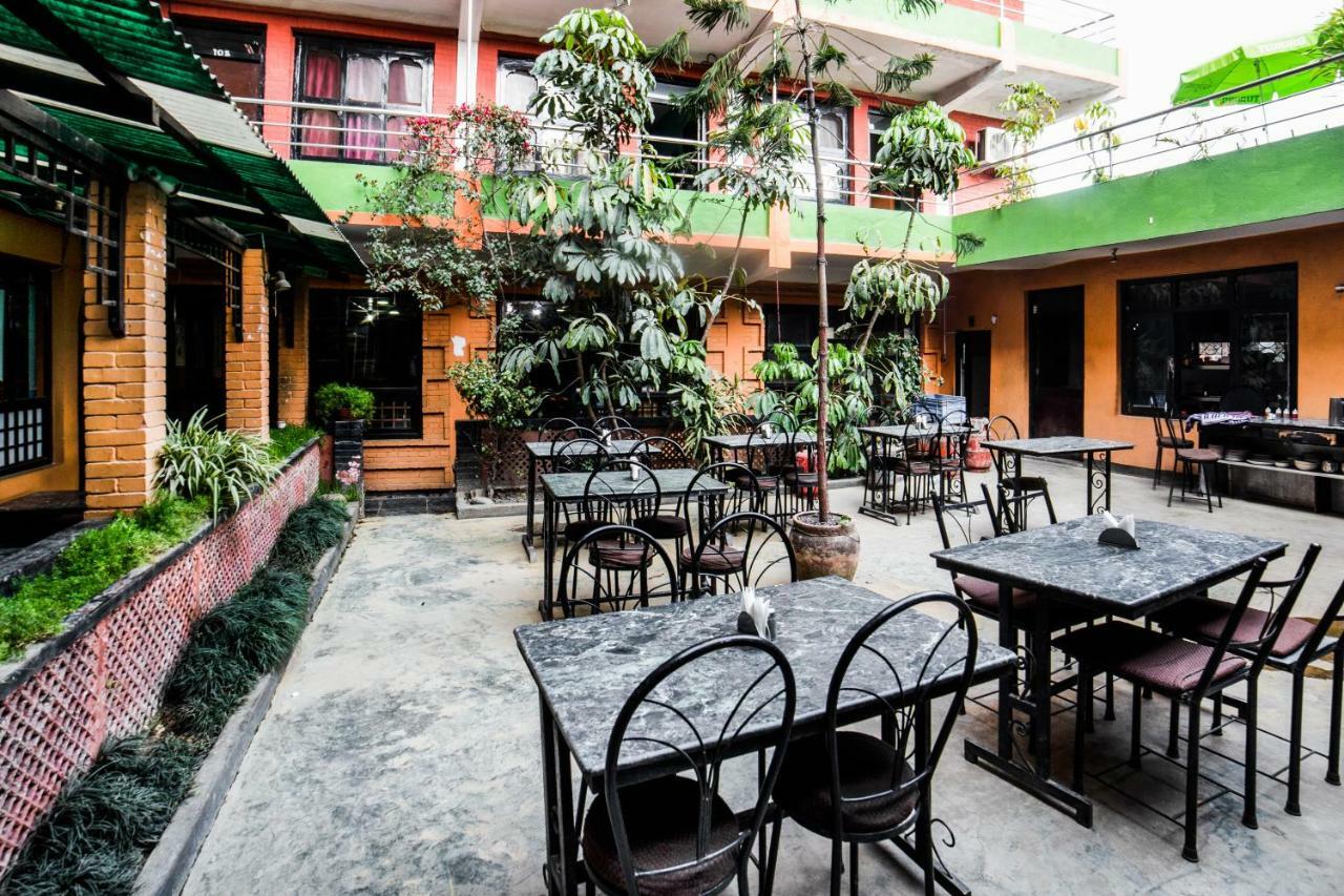 Hotel Kuti - Катманду Екстериор снимка